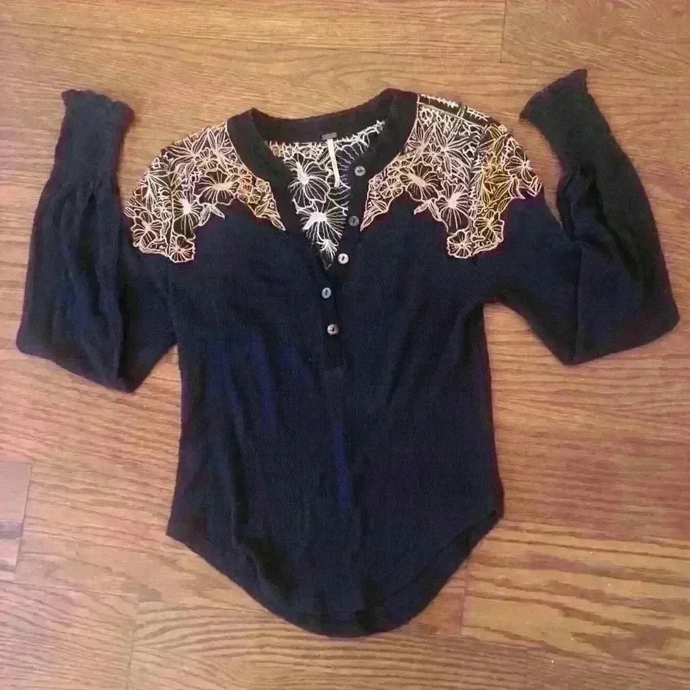 Free People Boho Black Gauze Thermal Embroidered Long Sleeve Top size XS